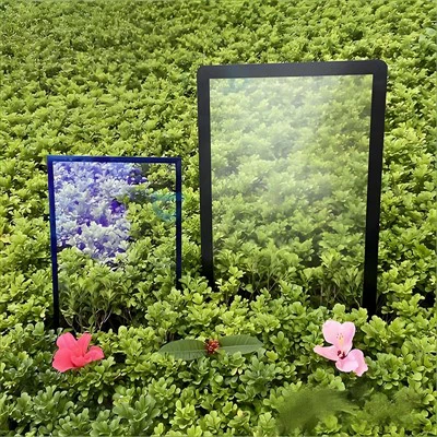 Verre de revêtement antireflet